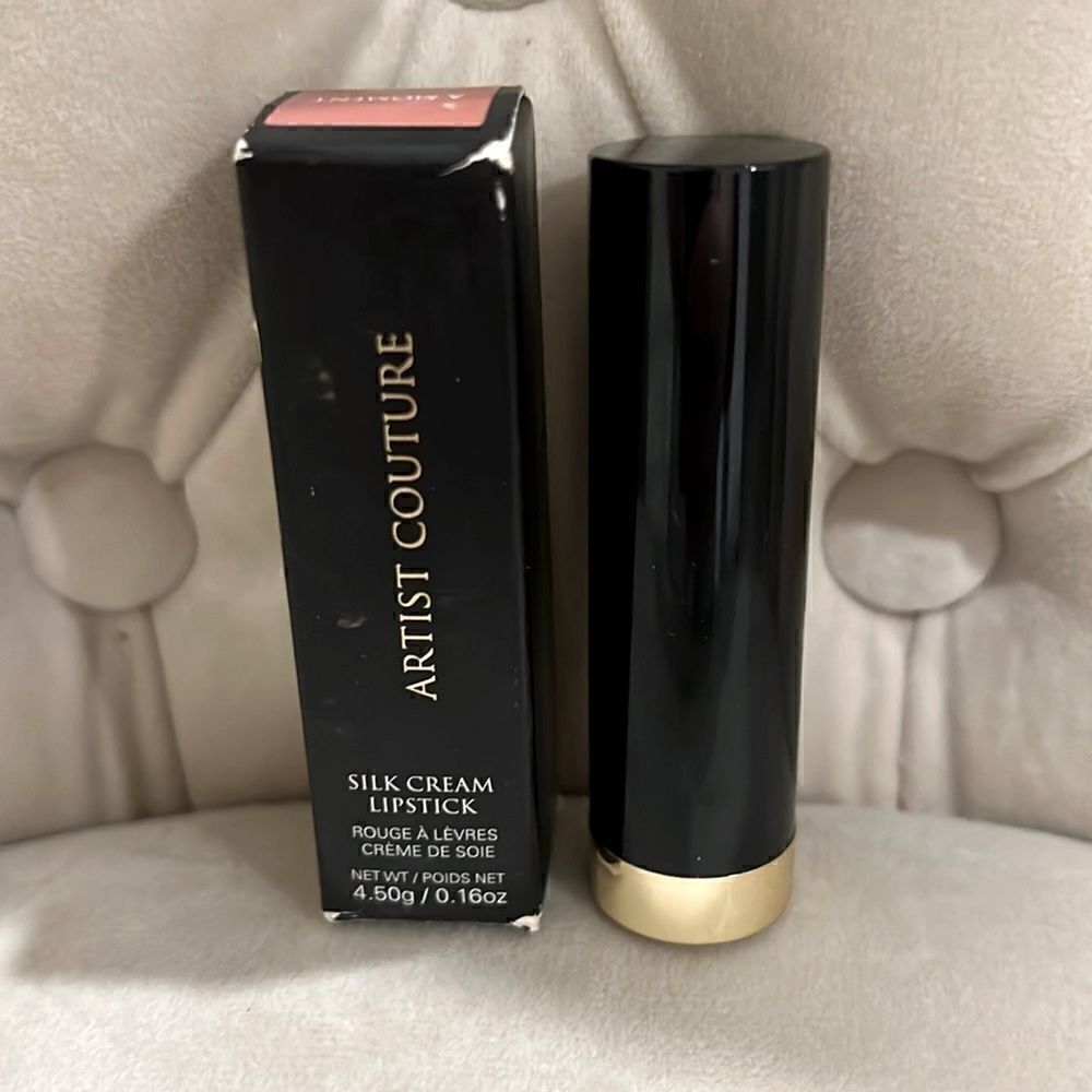 Artist Couture Silk Cream Lipstick in A Moment, New